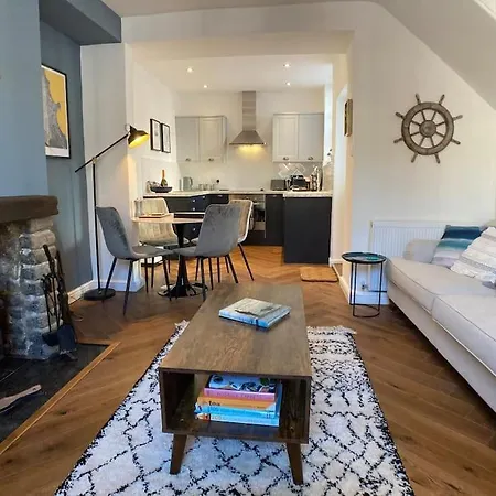 Holiday home Cosy 2 Bedroom In Scarborough's Old Town Scarborough