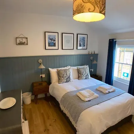 Cosy 2 Bedroom In Scarborough's Old Town * Scarborough